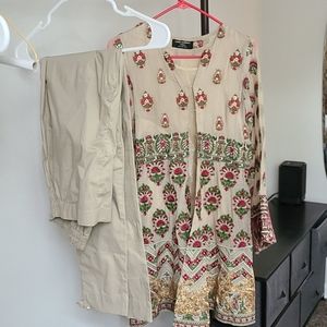 XS Sana Safinaz outfit